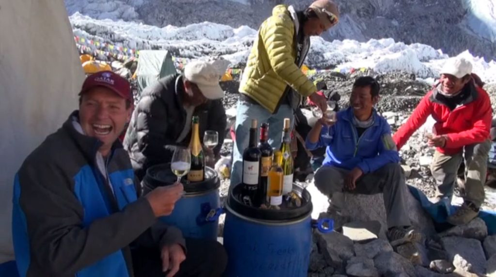 Wine Tasting at Everest Screenshot3